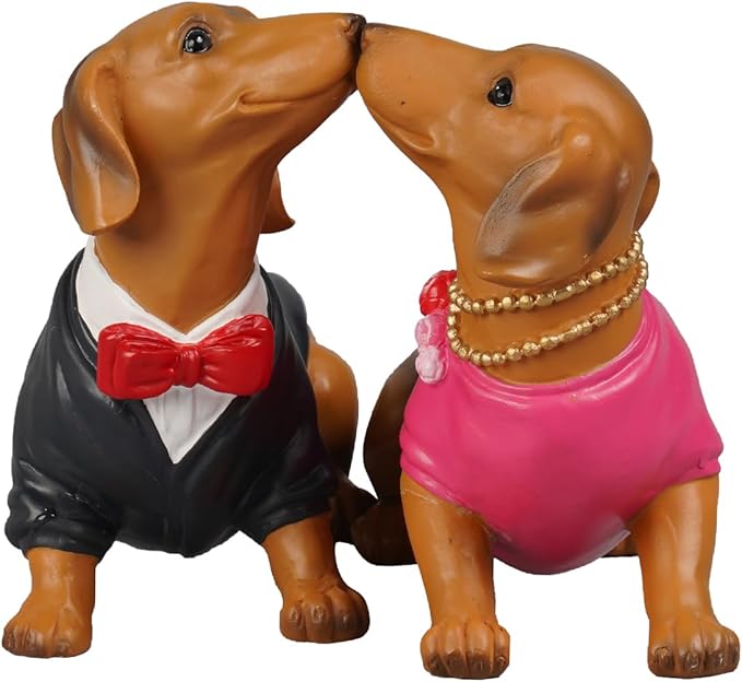 Guichifun Valentines Day Decor Couple Gifts - Kissing Dachshund Dog Couple Figurines 2 Piece Resin Love Statue Decor Valentine Decorations Anniversary for Husband Wife Gifts 8.5 X 2.5 X 5 Inch