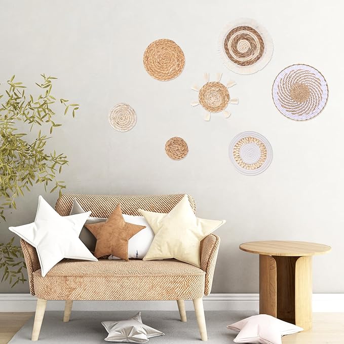 mekueeex 7 PCS Boho Wall Basket Decor - Seagrass Rattan Wicker Wall Decors Round Handmade Hanging Rustic Flat Elegant Wall Art for Farmhouse Living Rooms Bedrooms Display Classroom Decor ﻿