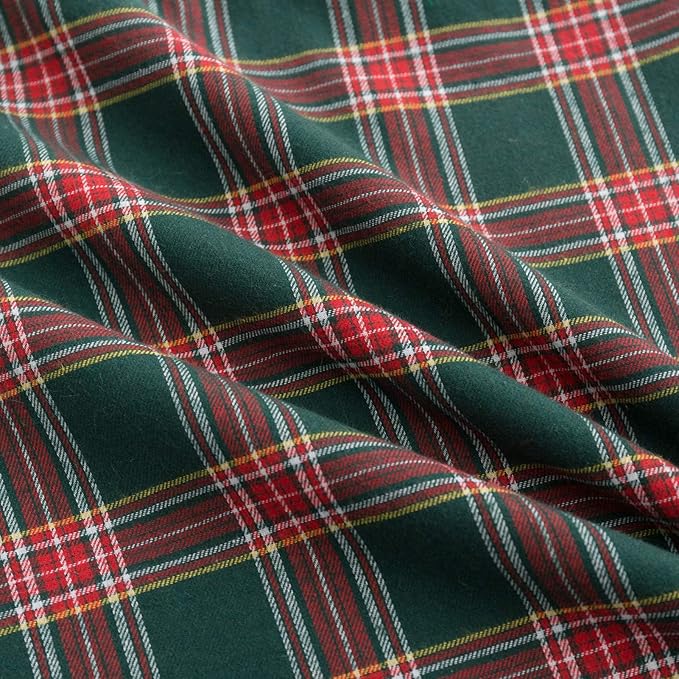 AQOTHES Pack of 2 Christmas Plaid Decorative Throw Pillow Covers Scottish Tartan Cushion Case for Farmhouse Home Holiday Decor Red and Green, 18 x 18 Inches