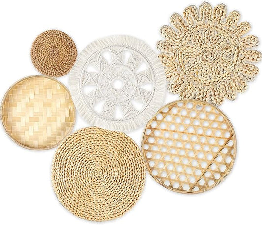 Marsui Boho Wall Basket Decor Set of 6 Rustic Hanging Round Flat Woven Baskets Rattan Wicker Wall Decor Art for Farmhouse Home Table Settings Living Room Bedroom Decoration